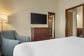 Best Western Plus Fredericton Hotel & Suites