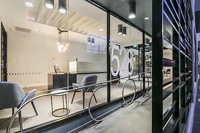 Plum Carlton Serviced Apartments