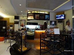 Majestic Hotel (formerly Octagon Mansion Hotel)