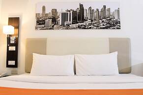 Majestic Hotel (formerly Octagon Mansion Hotel)