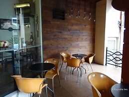 Majestic Hotel (formerly Octagon Mansion Hotel)