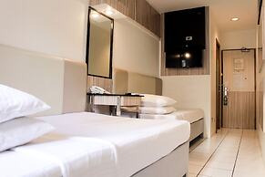 Majestic Hotel (formerly Octagon Mansion Hotel)