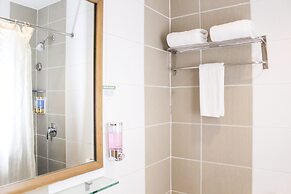 Majestic Hotel (formerly Octagon Mansion Hotel)