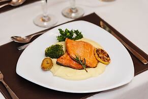 Loi Suites Chapelco Hotel