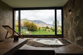 Loi Suites Chapelco Hotel