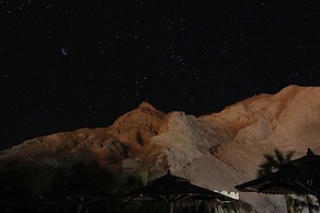Bedouin Moon Hotel