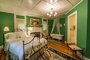 Buffalo Tavern Bed & Breakfast