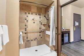 Best Western Plus Cimarron Hotel & Suites