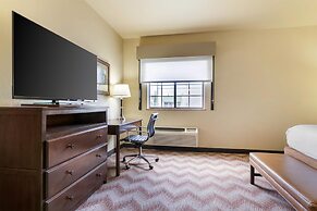 Best Western Plus Cimarron Hotel & Suites