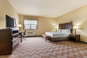 Best Western Plus Cimarron Hotel & Suites