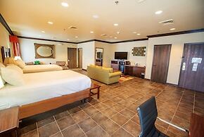 Best Western Plus Cimarron Hotel & Suites