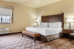 Best Western Plus Cimarron Hotel & Suites