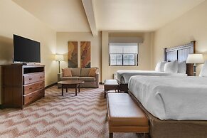 Best Western Plus Cimarron Hotel & Suites
