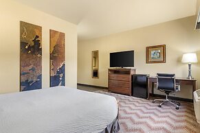 Best Western Plus Cimarron Hotel & Suites