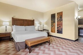 Best Western Plus Cimarron Hotel & Suites
