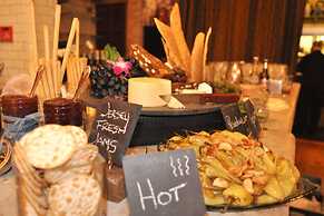 The Castle at Skylands Manor