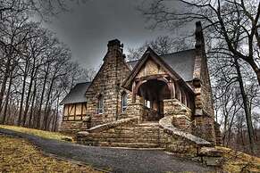 The Castle at Skylands Manor