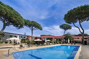 Salles Hotel Aeroport de Girona