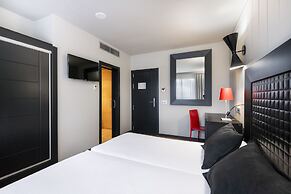 Salles Hotel Aeroport de Girona