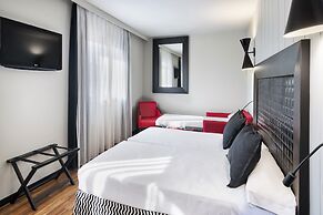 Salles Hotel Aeroport de Girona