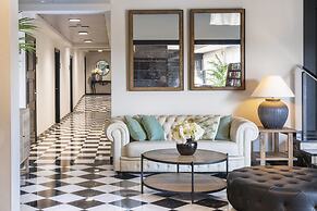 Salles Hotel Aeroport de Girona