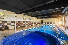 Salles Hotel Aeroport de Girona