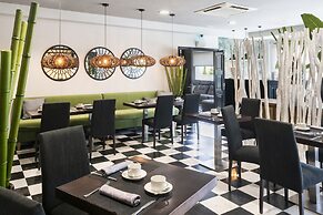 Salles Hotel Aeroport de Girona