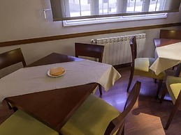 Hotel Midama