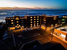 Starfish Manor Oceanfront Hotel
