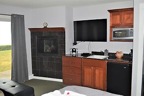 Starfish Manor Oceanfront Hotel