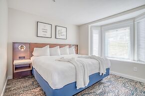 Starfish Manor Oceanfront Hotel