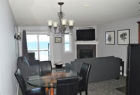 Starfish Manor Oceanfront Hotel