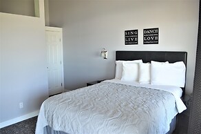 Beachfront Manor Hotel