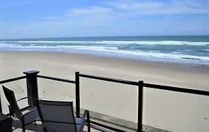 Beachfront Manor Hotel