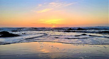 Beachfront Manor Hotel