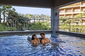 Dusit Thani LakeView Cairo