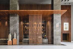 Dusit Thani LakeView Cairo