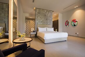 Dusit Thani LakeView Cairo
