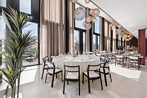 Axis Viana Business & SPA Hotel