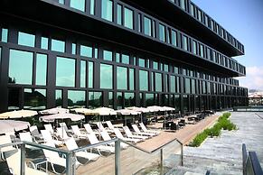 Axis Viana Business & SPA Hotel