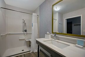 Hampton Inn Westfield