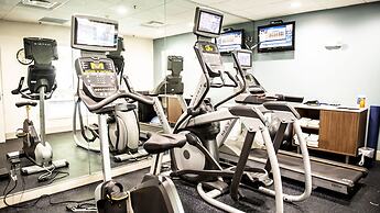 Holiday Inn Express & Suites Sedalia by IHG