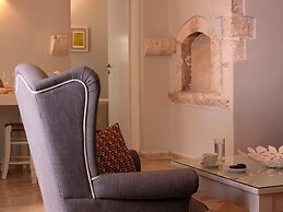 Mythos Suites Boutique Hotel