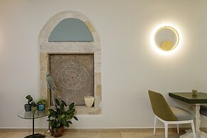 Mythos Suites Boutique Hotel