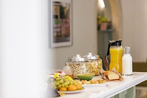 Mythos Suites Boutique Hotel