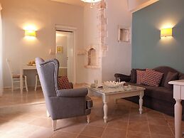 Mythos Suites Boutique Hotel