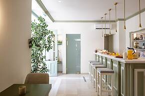 Mythos Suites Boutique Hotel