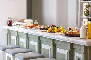 Mythos Suites Boutique Hotel