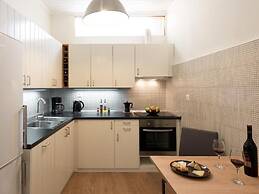 Mythos Suites Boutique Hotel