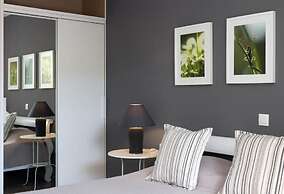 Mythos Suites Boutique Hotel